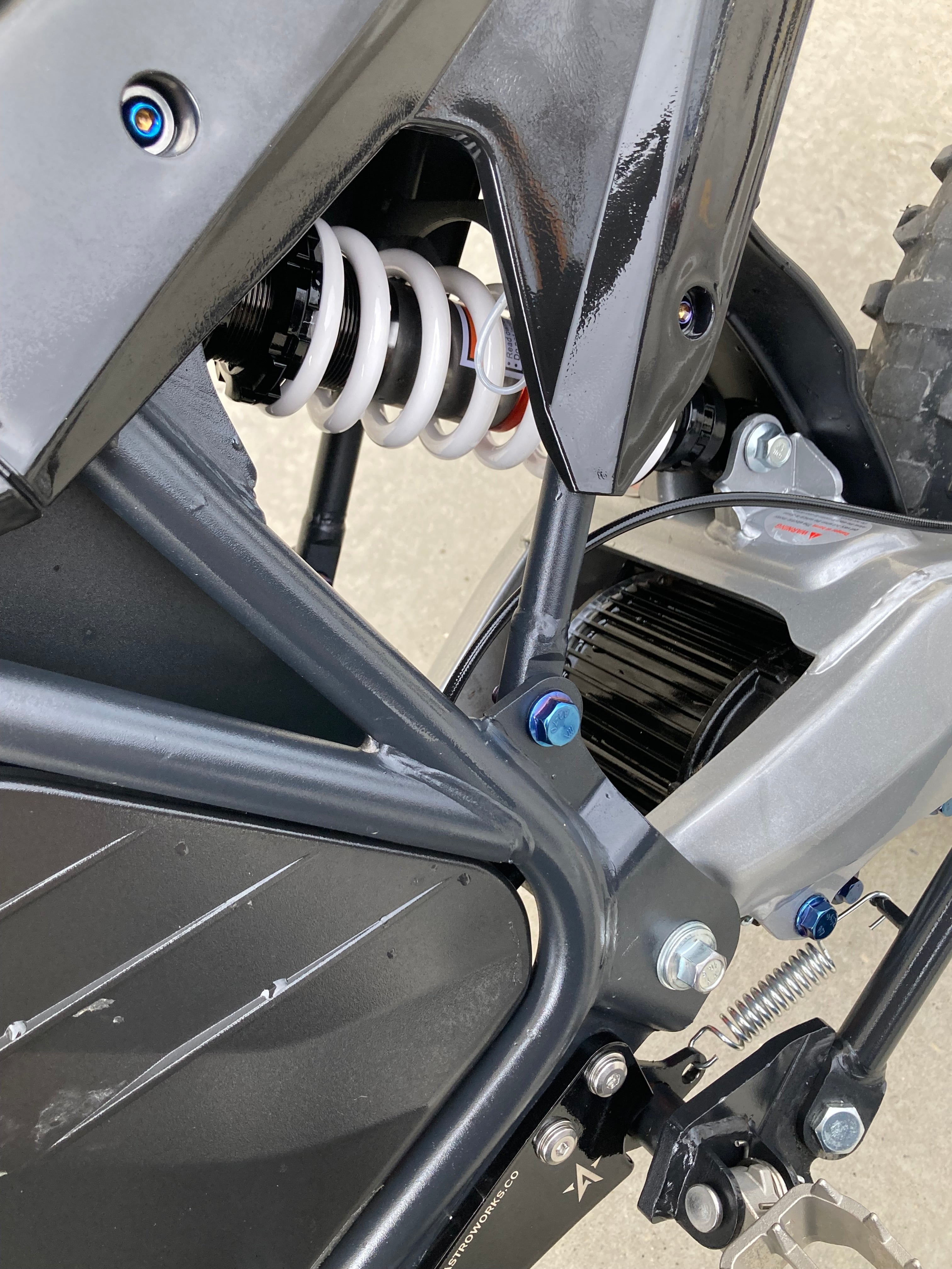 RTR subframe titanium