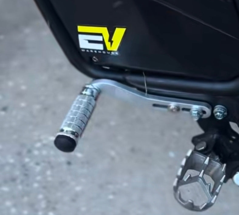 Rtr/rizzler footlock preorder